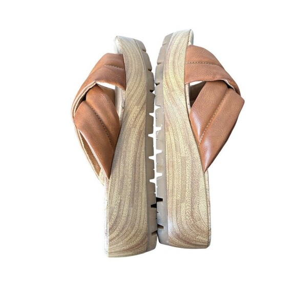 Korks by Kork-Ease Faithe Platform Sandal, Tan Faux Leather, Size Women 10 - Picture 4 of 6